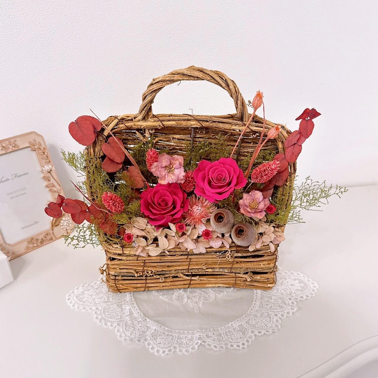 ルビーローズとアネモネのバッグ型アレンジ バスケット バラ プリザーブドフラワー 花籠 長寿 祝 ギフト 上品 おしゃれ